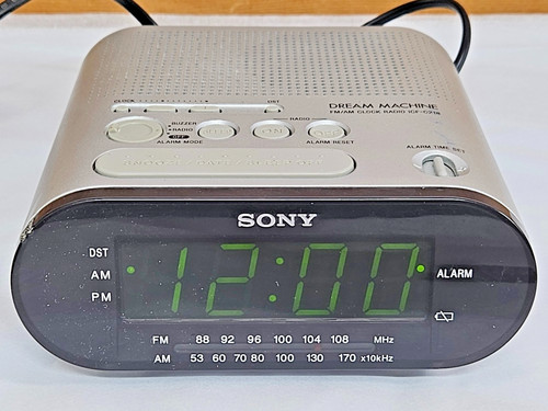 Sony dream machine clock - machine,