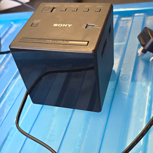 Sony digital clock radio - sony,