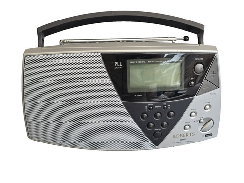 Roberts r9905 portable band - portable, 3-band