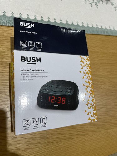 Bush alarm clock radio - clock,