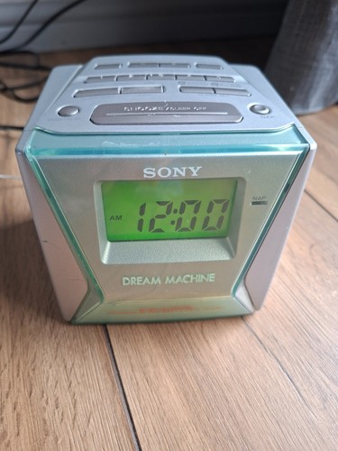 Sony dream machine - machine, icf-c153l