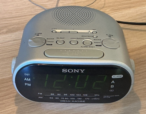 Retro sony dream - machine, fm/am