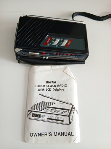 Alarm clock radio - am/fm,