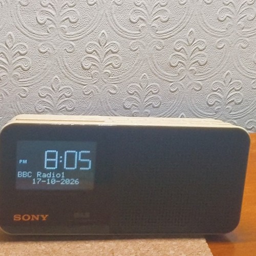 Sony dreammachine xdr - sony, xdr-c705dab