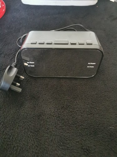 Tesco radio alarm clock - tesco,